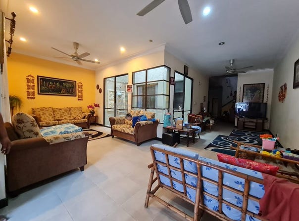 Bukit Jelutong, Selangor