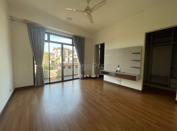 Lebuh Diamond, Semenyih, Selangor 43500