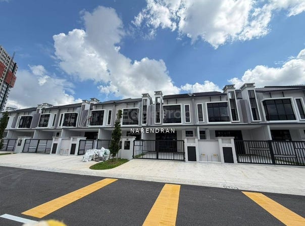 Johor Bahru, Johor 81100