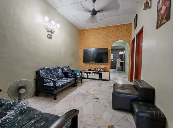 Off Jalan Pendamaran, Port Klang, Selangor 42000