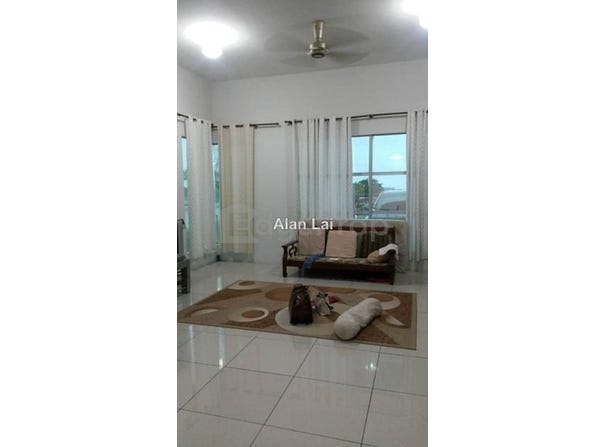 Jalan Tiara Heights, Sepang, Selangor 43900