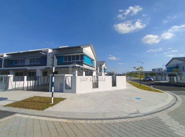 Jalan 2/2, Sepang, Selangor 43900