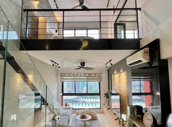 V, Johor Bahru, Johor 80300