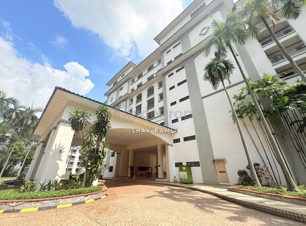 J, Shah Alam, Selangor 40150
