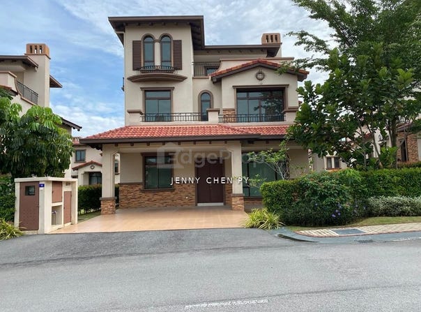 Lebuh Diamond, Semenyih, Selangor 43500