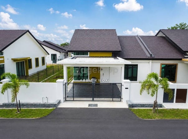 Jalan Bukit Katil Indah, Bukit Katil, Melaka 75450
