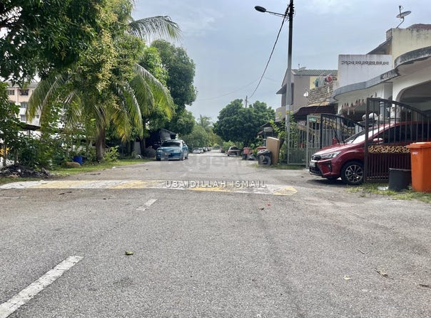Jalan Harmoni, Semenyih, Selangor 43000