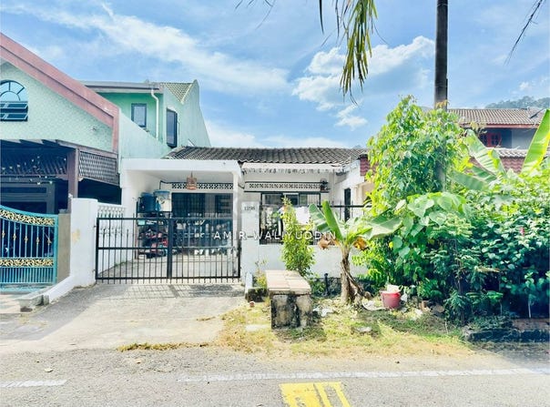 Jalan Usaha Ehsan, Taman Ehsan, Kepong, Selangor 52100