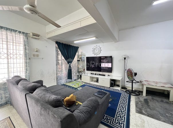 Jalan Dagang 1/7, Ampang, Selangor 68000