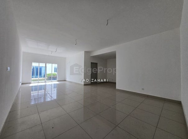 Jalan Platinum, 1, Taman Platinum, Dengkil, Selangor 43800
