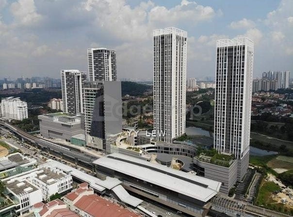 Persiaran Surian, Kota Damansara, Tropicana, Selangor 47410