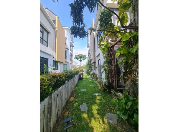 Jalan LE, Puchong, Selangor 47100