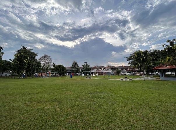 Jalan Saga, Petaling, Selangor 52200