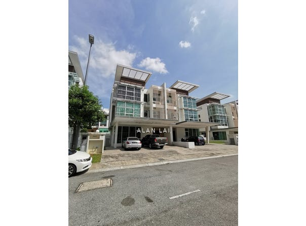 Jalan GR 2/2, Cyberjaya, Selangor 63000