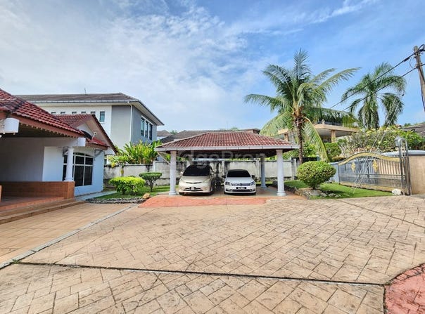 Jalan Bukit Impiana, Kajang, Selangor 43000