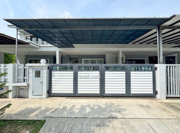 Persiaran Warisan, Sepang, Selangor 43900