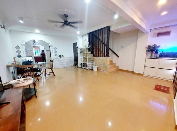 Jalan PP, Taman Pinggiran Putra Seri Kembangan, Seri Kembangan, Selangor 43400