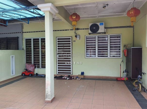 Jalan Harmoni, Semenyih, Selangor 43500