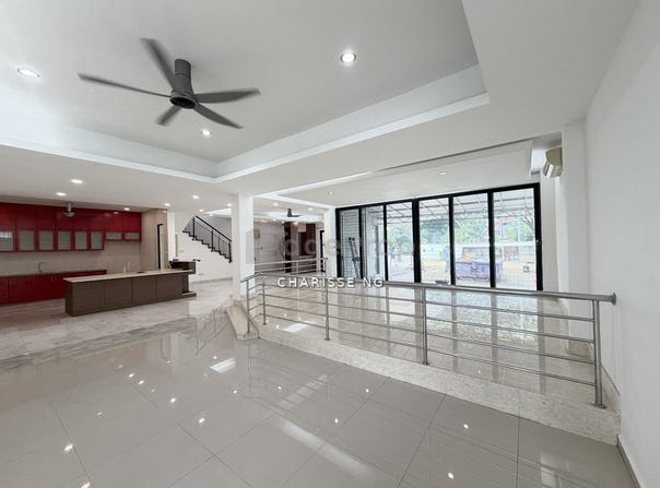 Jalan 18/155b, Taman Esplanade, Bukit Jalil, Kuala Lumpur 46050