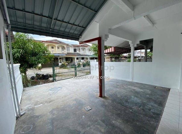 Bercham Taman Mewah, Ipoh, Perak 31400