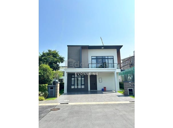 Lebuh Diamond, Semenyih, Selangor 43500