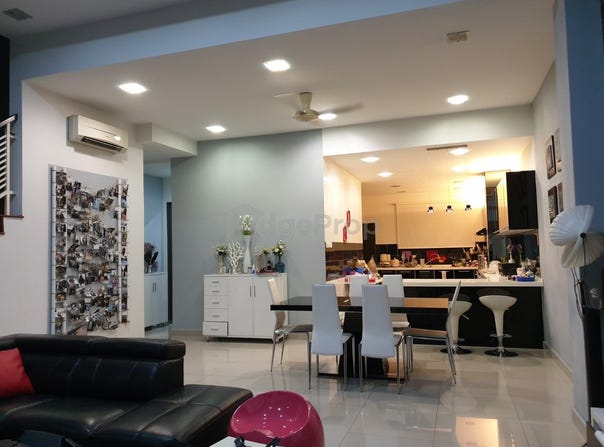 Jalan Puteri, Bandar Puteri Puchong, Selangor 47100