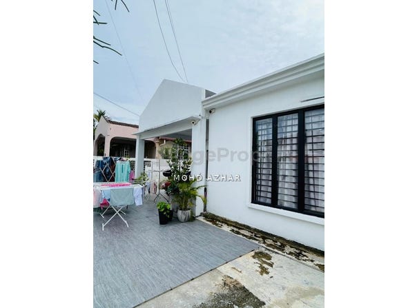 Jalan 1/1, Semenyih, Selangor 43500
