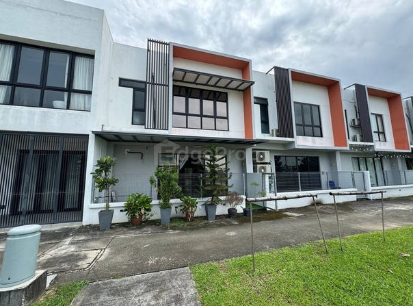 Section U12, Shah Alam, Selangor 40170
