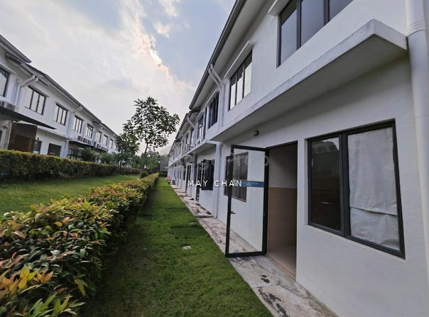 Lebuh Diamond, Semenyih, Selangor 43500