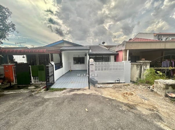 Jalan 1, Semenyih, Selangor 43500