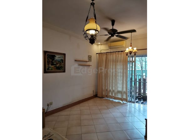 Jalan PJU 8/1, Damansara Perdana, Selangor 47820