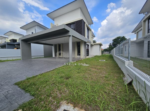 B, Puchong, Selangor 47100