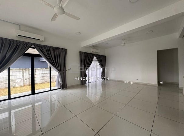 Jalan Maya 1/X, Iskandar Puteri, Johor 79100