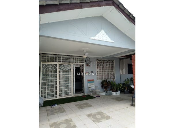 Jalan 1, Semenyih, Selangor 43500