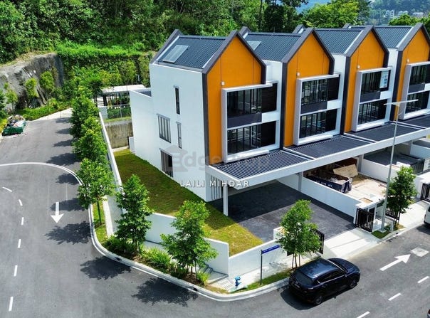 Jalan Laman Timur, Taman Melawati, Kuala Lumpur 53100