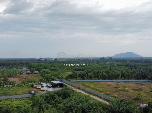 J, Jenjarom, Selangor 42600