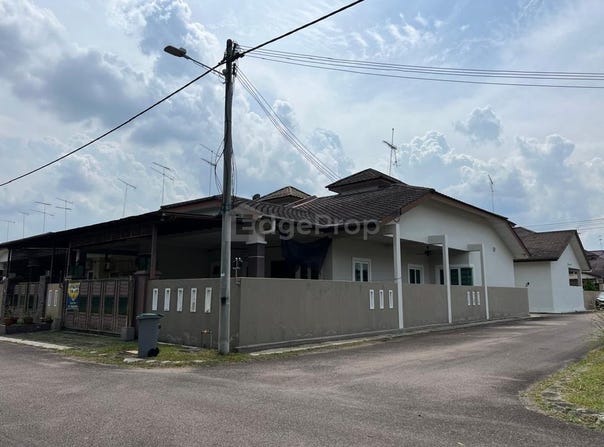 Jalan Indah, Kluang, Johor 86000
