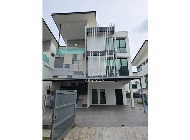 Jalan Kajang Perdana, Kajang, Selangor 43000