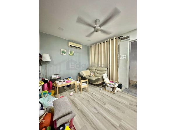 J, Ampang, Selangor 56100