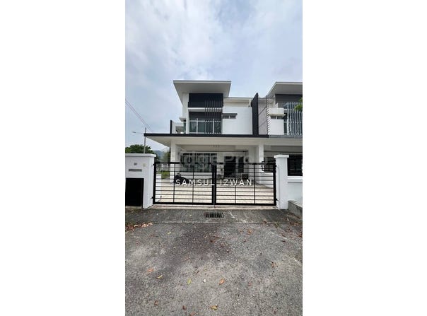 Jalan Hillpark Iris 11/1C, Bandar Saujana Utama, Bandar Puncak Alam, Selangor 42300