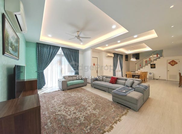 Persiaran Mahkota Cheras 1, Cheras South, Selangor 43200