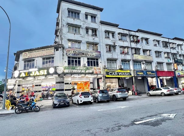 Kompleks Otomobil, Seksyen 15, Shah Alam, 40200, Selangor, Shah Alam, Selangor 40000