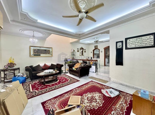 Jalan Kubah Bukit Jelutong, Shah Alam, Selangor 40150