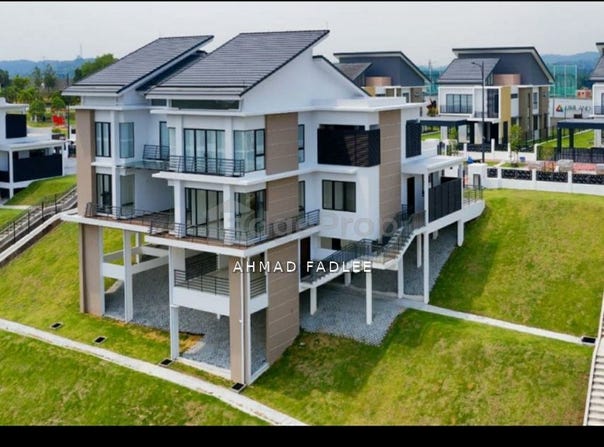Jalan Seri Putra, Kajang, Selangor 43000