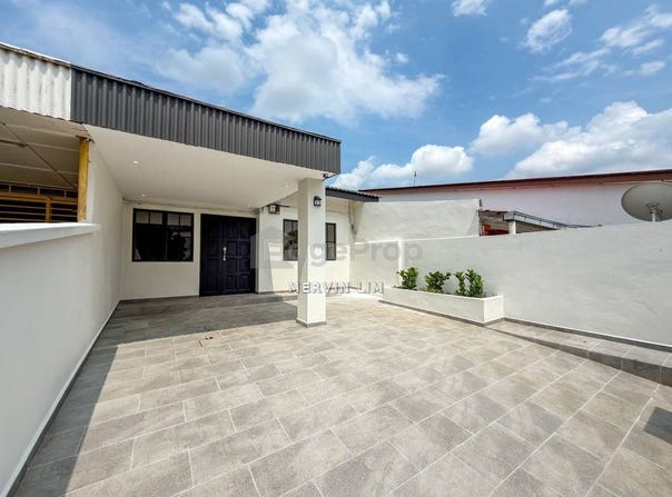 Jalan 1/1, Semenyih, Selangor 43500