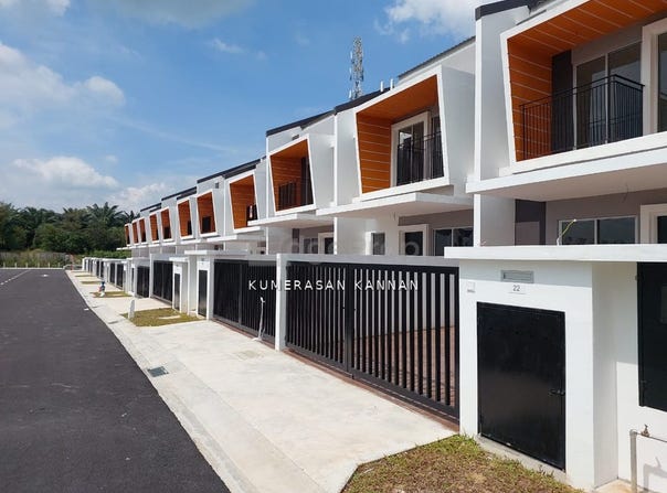 Jalan Ruby, Kampung Selangor Dredging, Dengkil, Selangor 43800