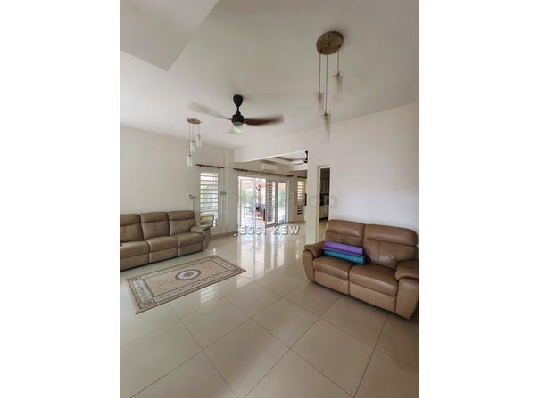 Jalan Megah, Batu 9th Cheras, Selangor 43000