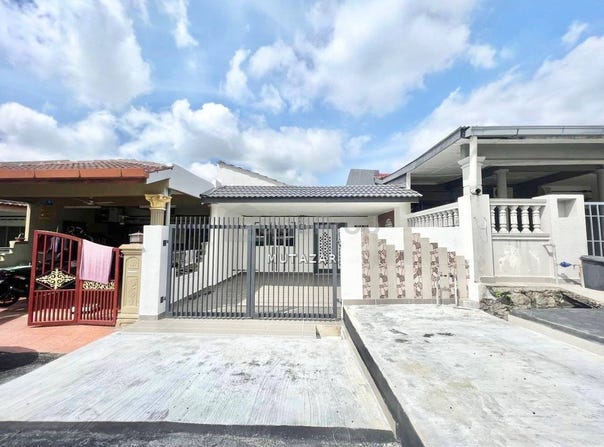 Jalan 1, Semenyih, Selangor 43500