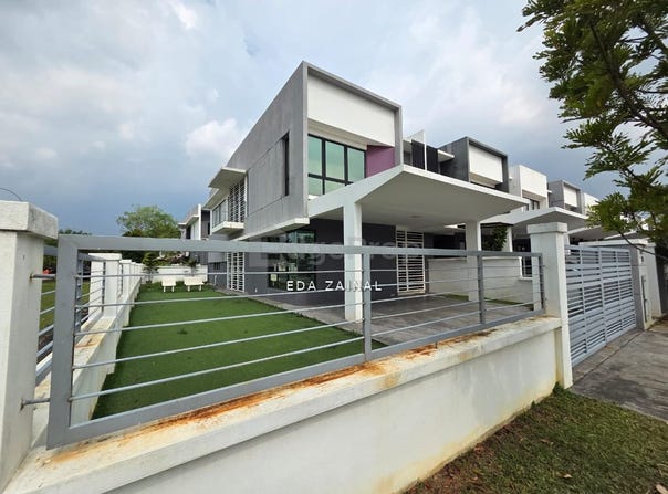 Section U12, Shah Alam, Selangor 40170