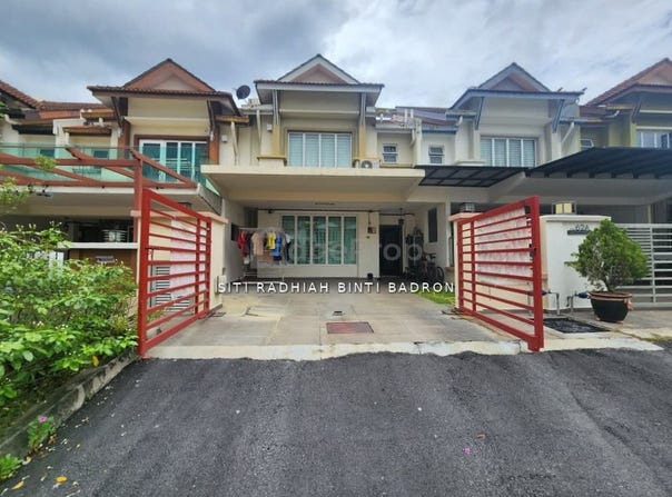 Jalan Mutiara, Puchong, Selangor 47100